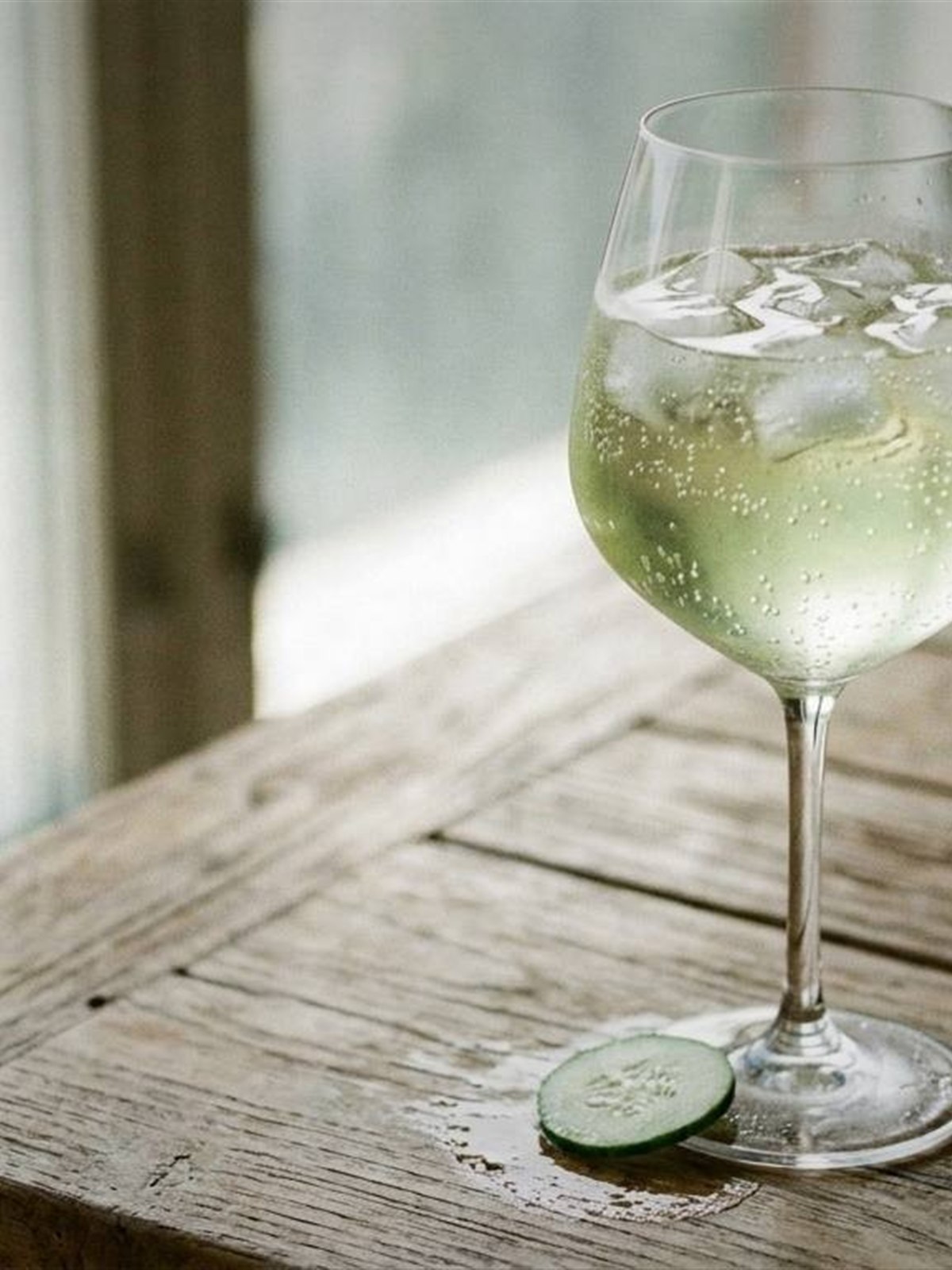 Cucumber Elderflower Spritz: Spa Mocktail for Spring